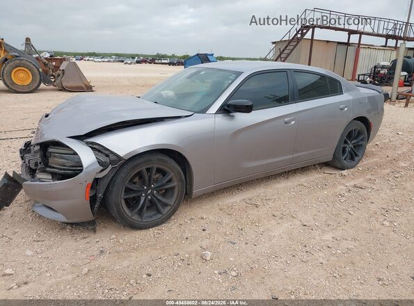 2C3CDXBG7JH151049 2018 DODGE CHARGER Silver Front left