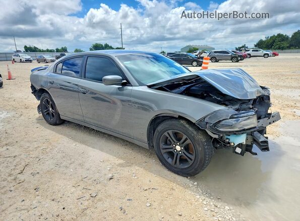 2C3CDXBG8JH331589 2018 DODGE CHARGER Gray Przód prawy