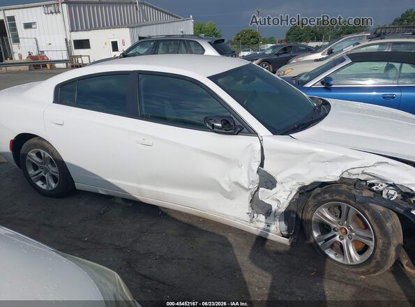 2C3CDXBG8LH116328 2020 DODGE CHARGER White Вид задньої частини салону