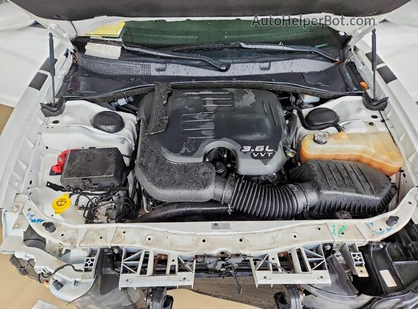2C3CDXBG8MH624476 2021 DODGE CHARGER White Vista interior trasera
