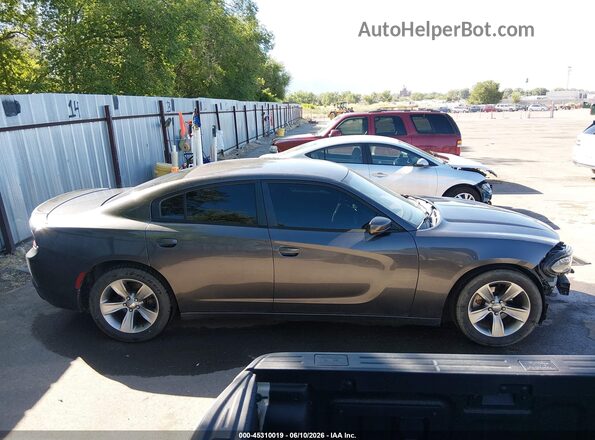 2C3CDXBG9GH174566 2016 DODGE CHARGER Gray Widok wnętrza z tyłu