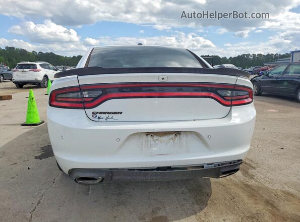 2C3CDXBGXMH507515 2021 DODGE CHARGER White Вид ззаду