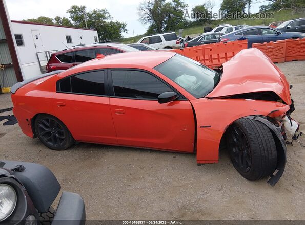 2C3CDXCT0NH114670 2022 DODGE CHARGER Оранжевый Вид щитка приборов