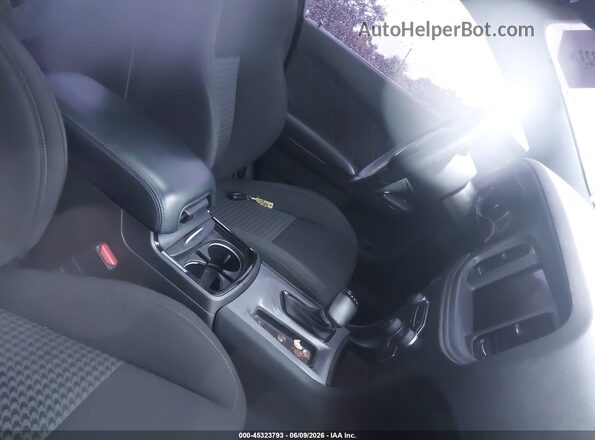 2C3CDXCT0PH702023 2023 DODGE CHARGER Silver წინა სალონის ხედი