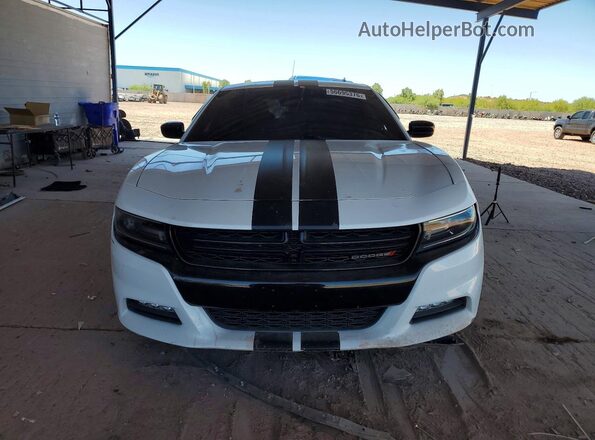 2C3CDXCT2HH511141 2017 DODGE CHARGER White Widok z przodu