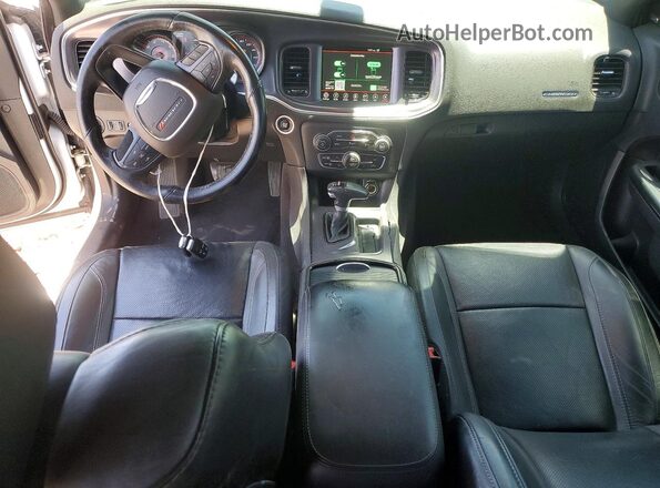 2C3CDXCT2HH511141 2017 DODGE CHARGER White Widok deski rozdzielczej