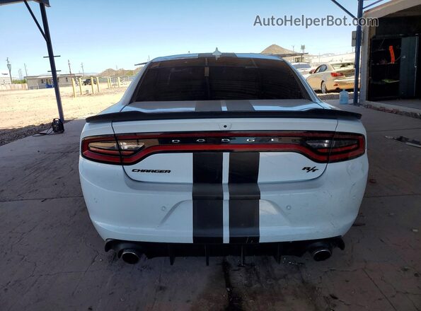 2C3CDXCT2HH511141 2017 DODGE CHARGER White Widok z tyłu
