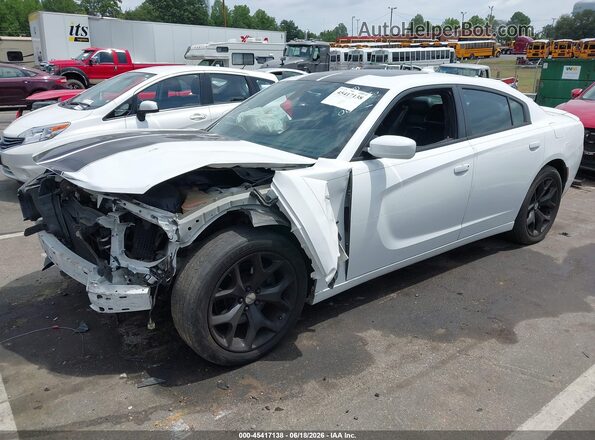 2C3CDXCT8GH211540 2016 DODGE CHARGER Белый Передняя левая четверть