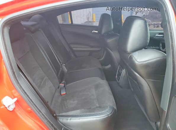 2C3CDXGJ0NH267784 2022 DODGE CHARGER Red Rear seats view