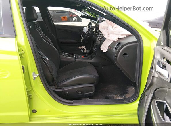 2C3CDXGJ0PH506690 2023 DODGE CHARGER Green Widok wnętrza z przodu