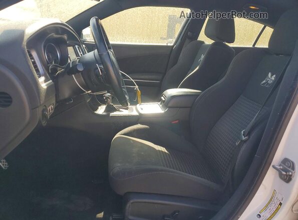 2C3CDXGJ1KH638012 2019 DODGE CHARGER White Vista interior delantera