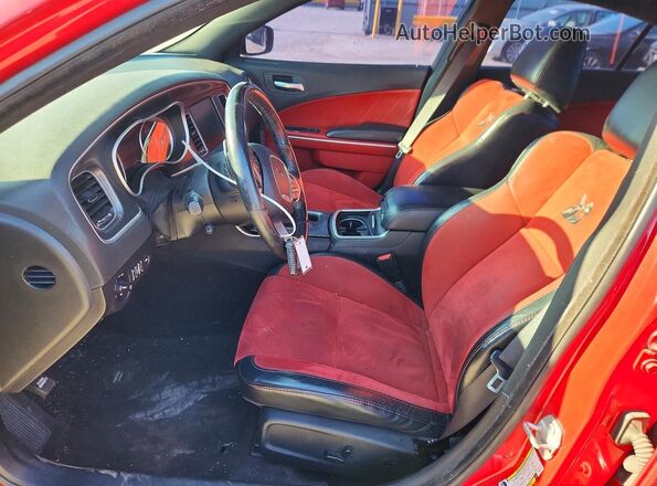 2C3CDXGJ3HH511187 2017 DODGE CHARGER Red Front interior view
