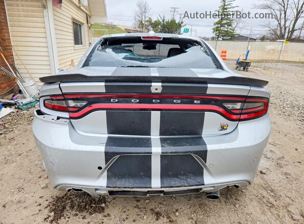2C3CDXGJ6PH660529 2023 DODGE CHARGER Silver Widok z tyłu