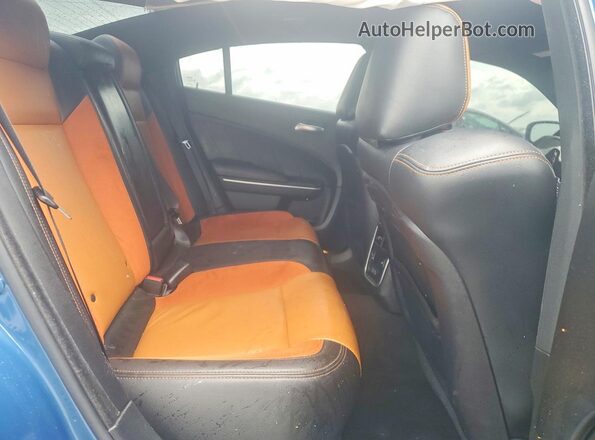 2C3CDXGJ8LH185833 2020 DODGE CHARGER Blue Widok tylnych siedzeń