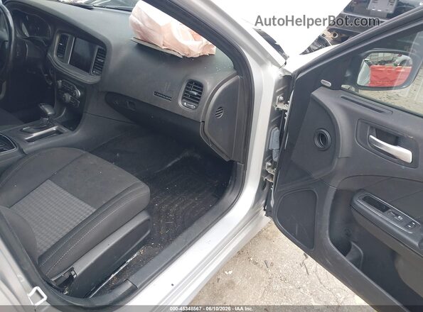 2C3CDXHG1PH672090 2023 DODGE CHARGER Gray Widok wnętrza z przodu