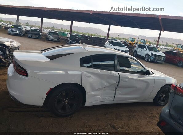 2C3CDXHG2JH125434 2018 DODGE CHARGER White Սալոնի 360 աստիճան տեսք