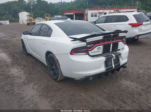 2C3CDXHG3GH138640 2016 DODGE CHARGER White Rear left