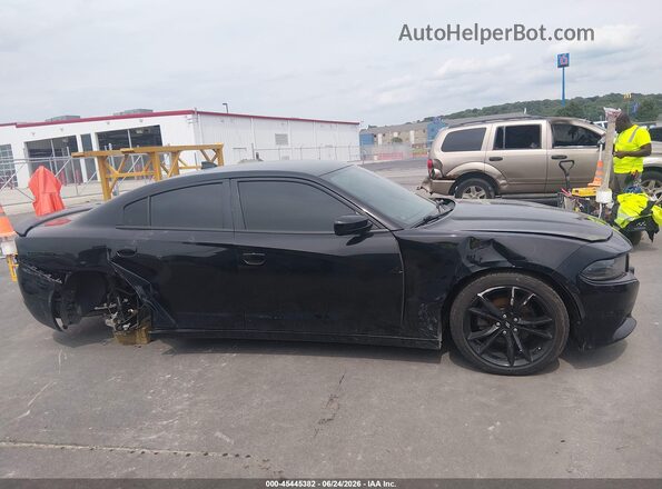 2C3CDXHG4HH667046 2017 DODGE CHARGER Black Rear interior view