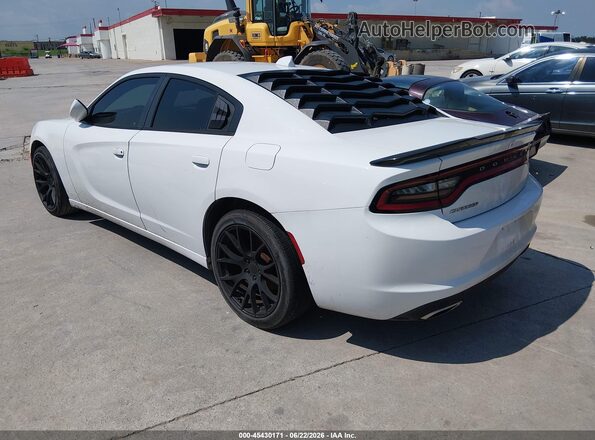 2C3CDXHG6GH286071 2016 DODGE CHARGER White Rear left