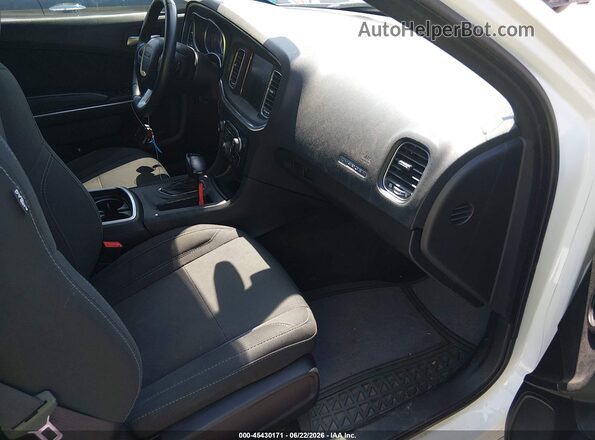 2C3CDXHG6GH286071 2016 DODGE CHARGER White Front interior view
