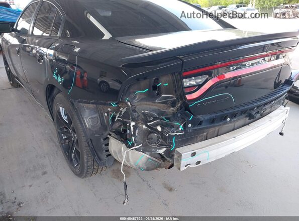2C3CDXHG7JH200631 2018 DODGE CHARGER Черный Вид спереди