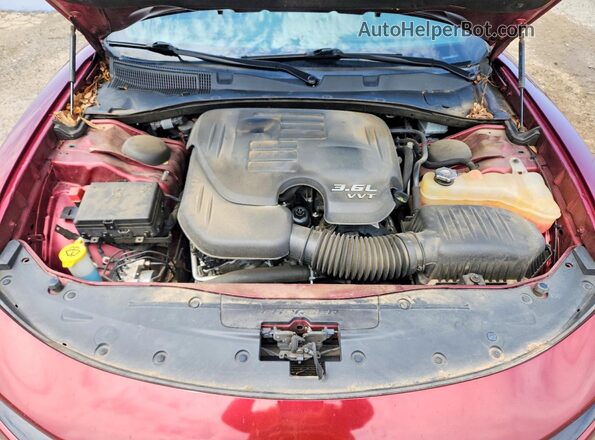 2C3CDXHG8JH218068 2018 DODGE CHARGER Red Вид задньої частини салону