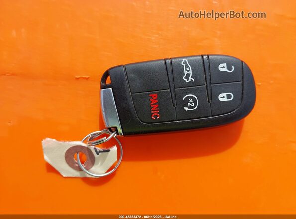 2C3CDXJG4JH126756 2018 DODGE CHARGER Белый Вид панели приборов