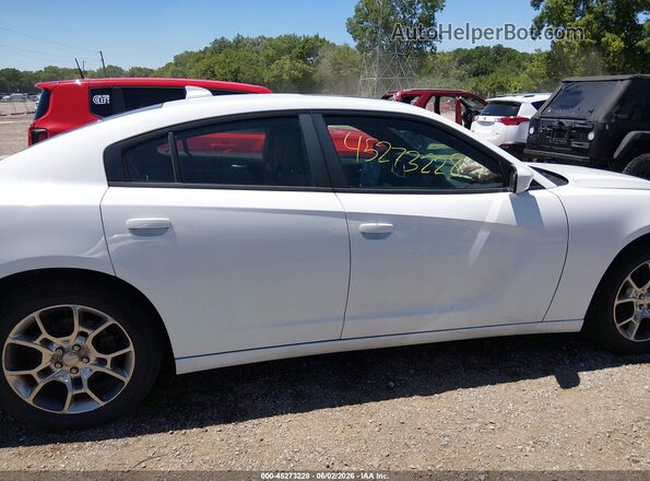 2C3CDXJG6GH134611 2016 DODGE CHARGER White Вид задньої частини салону