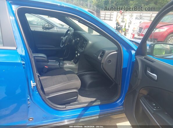 2C3CDXKT2KH676809 2019 DODGE CHARGER Blue Vista interior delantera