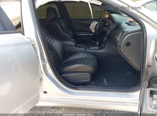 2C3CDXL99LH215756 2020 DODGE CHARGER Silver Widok wnętrza z przodu