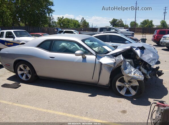 2C3CDZAG0GH108341 2016 DODGE CHALLENGER Gray Vista interior trasera