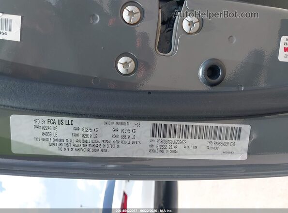 2C3CDZAG0JH233072 2018 DODGE CHALLENGER Gray Vista del compartimento del motor