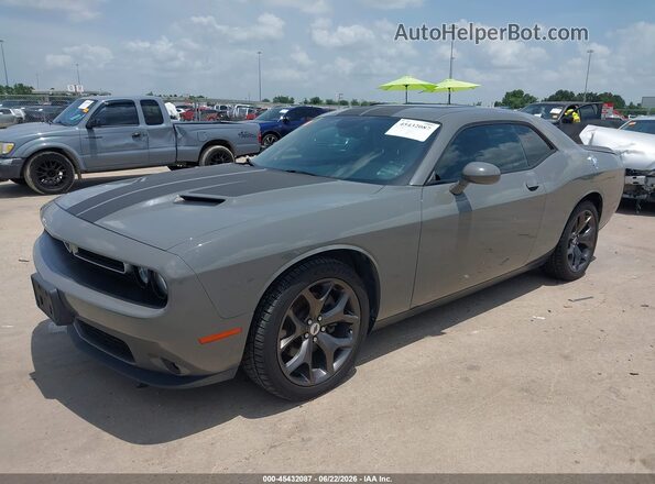 2C3CDZAG0JH233072 2018 DODGE CHALLENGER Gray Vista tres cuartos delantera izquierda
