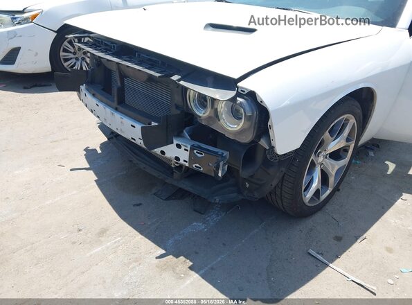 2C3CDZAG1GH201773 2016 DODGE CHALLENGER White 