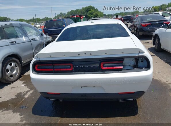 2C3CDZAG1GH201773 2016 DODGE CHALLENGER White 