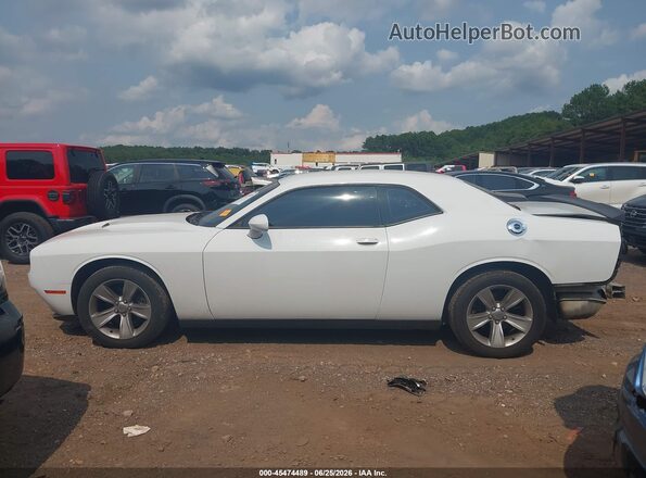 2C3CDZAG2GH137355 2016 DODGE CHALLENGER White 