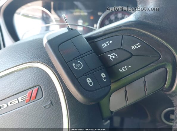 2C3CDZAG2GH300070 2016 DODGE CHALLENGER Black Dashboard view