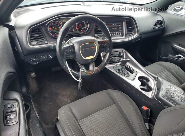 2C3CDZAG2JH152963 2018 DODGE CHALLENGER Gray Widok deski rozdzielczej
