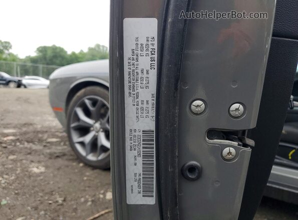 2C3CDZAG2JH152963 2018 DODGE CHALLENGER Gray Widok komory silnika
