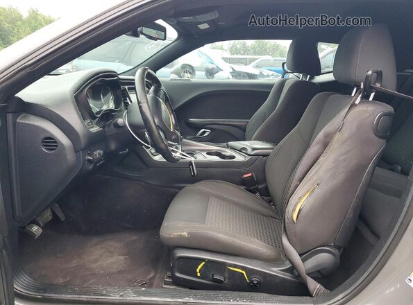 2C3CDZAG2JH152963 2018 DODGE CHALLENGER Gray Widok wnętrza z przodu