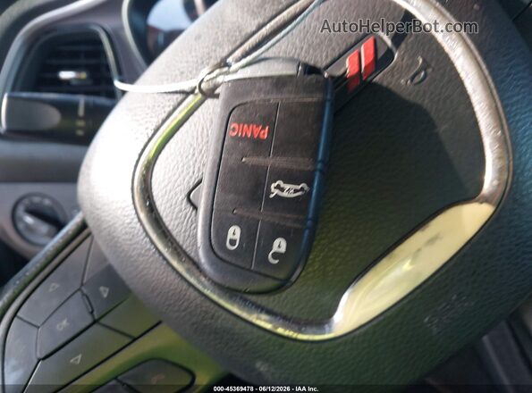 2C3CDZAG3LH239807 2020 DODGE CHALLENGER Черный Вид панели приборов