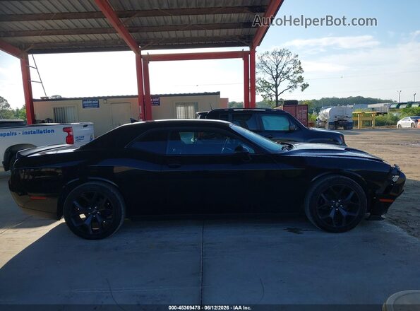 2C3CDZAG3LH239807 2020 DODGE CHALLENGER Черный Вид задней части салона