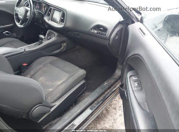 2C3CDZAG4GH352557 2016 DODGE CHALLENGER Black წინა სალონის ხედი
