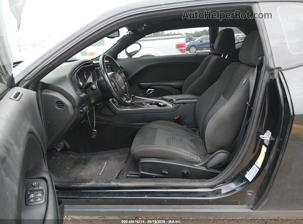 2C3CDZAG5GH316005 2016 DODGE CHALLENGER Black წინა სალონის ხედი
