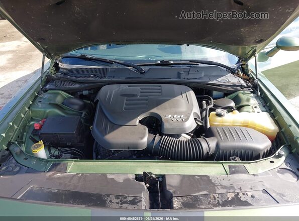 2C3CDZAG5JH297284 2018 DODGE CHALLENGER Зеленый Вид сзади