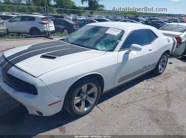2C3CDZAG6HH629288 2017 DODGE CHALLENGER White Przód lewy