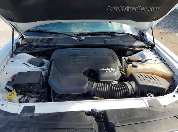 2C3CDZAG6LH148465 2020 DODGE CHALLENGER White Rear interior view
