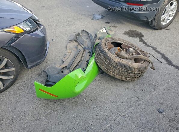 2C3CDZAG7HH554729 2017 DODGE CHALLENGER Green Vista del compartimento del motor