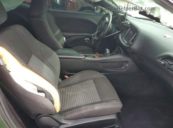 2C3CDZAG7KH744683 2019 DODGE CHALLENGER Green Вид задніх сидінь