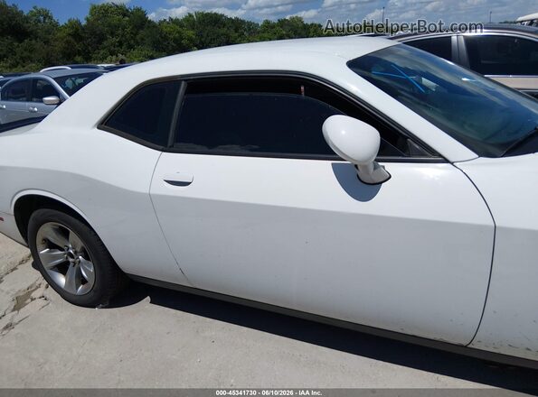 2C3CDZAG8GH184003 2016 DODGE CHALLENGER White 